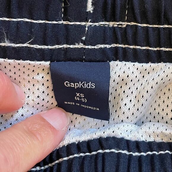 EUC Gap Swimtrunks Boys Sz 4/5 Small Navy plaid - Picture 3 of 3